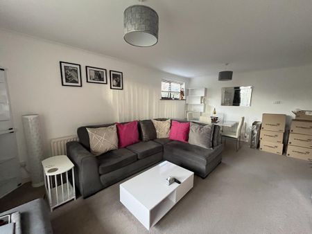 2 bedroom apartment to rent - Photo 4