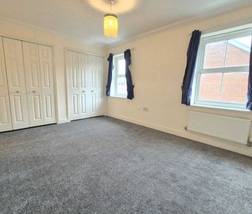 Thomas Wyatt Close - Photo 6