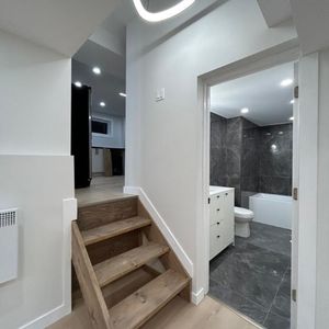 Superbe 4 1/2 entièrement rénové à Gatineau! - Photo 2