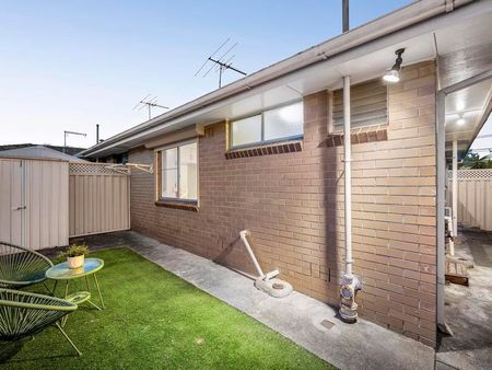 1/38 Victoria Street, Coburg VIC 3058 - Photo 5
