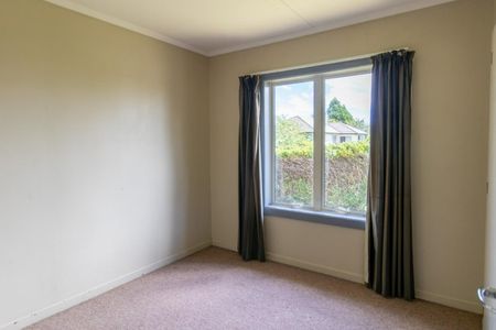 Charming 3-Bedroom Home in Glengarry - Photo 4