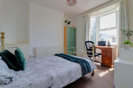 4 bedroom terraced house to rent - Photo 3