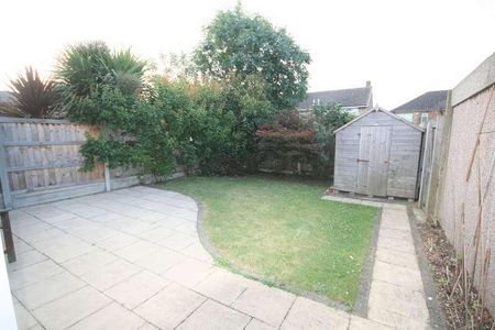 Baillie Close, Rainham, RM13 - Photo 5