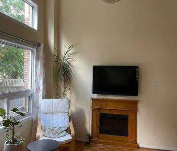 For Lease - 67 Carnival Court, Toronto, Ontario - Photo 3