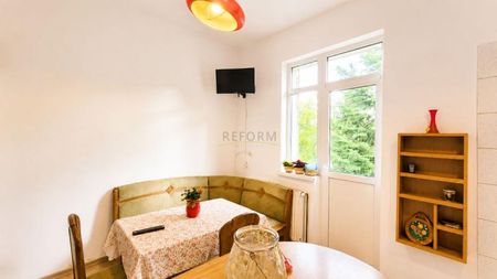 De inchiriat apartament cu 3 camere pe str. Republicii - Fotografie 2