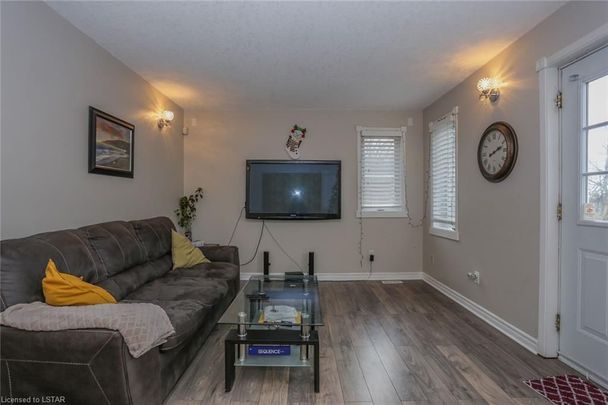 For Lease - 17 Sterling Street Unit# Upper, London East, Ontario - Photo 1