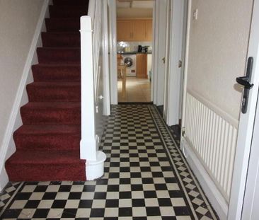 30 Strandview Street, Belfast, BT9 5FF - Photo 6