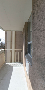 525 Avenue Eglinton Est - Bachelor - Photo 4