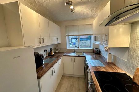 Willow Close, BRANDON - Photo 5