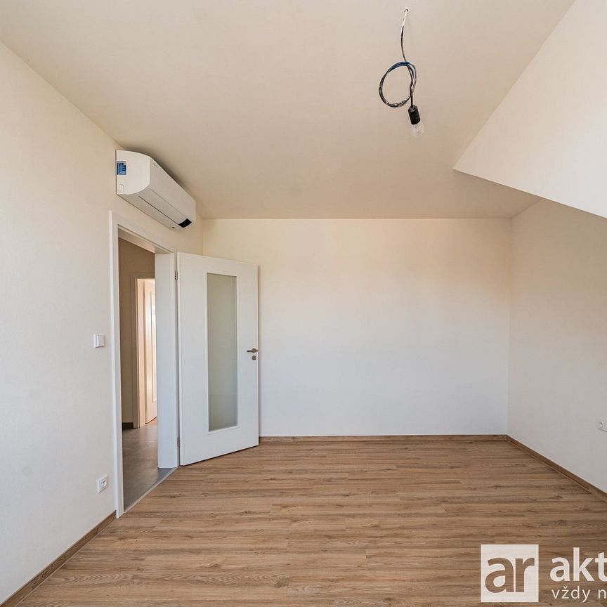 Pronájem bytu 2+kk 62 m² - Фото 1