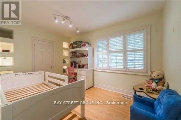 1588 TRUSCOTT DRIVE - Photo 1