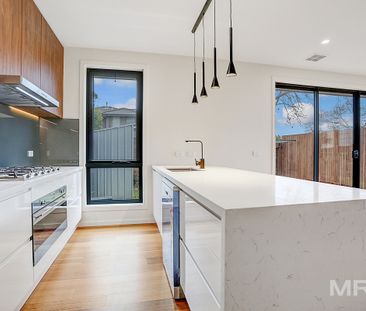 Brand New Stunning family home! - Photo 4