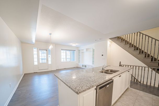 For Lease - 77 Ness Drive, Richmond Hill, Ontario - Photo 1