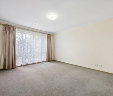 Spacious Family Home in Quiet Court Location - Photo 6