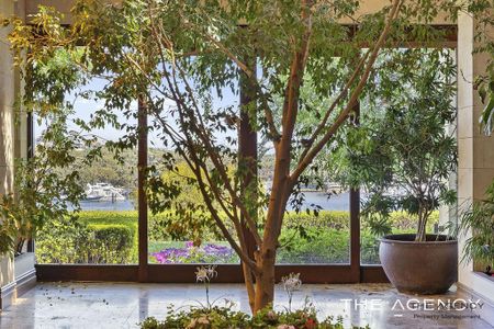 Riverside Luxury with Panoramic Swan River Views in Prestigious Mosman Park - Photo 3