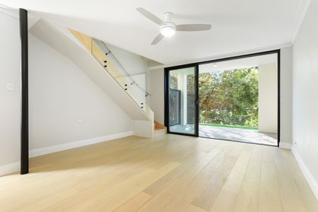 2/29 Dolphin Street, Randwick NSW 2031 - Apartment For Rent | Domain - Photo 3