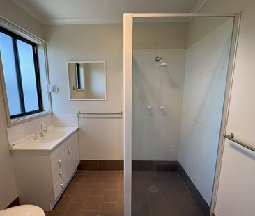 Home For Rent - Photo 6