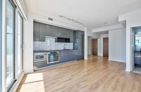 For Lease - 115 McMahon Drive Unit# 1805, Toronto, Ontario - Photo 5