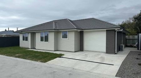 Brand New 3 bedrooms in Otaki - Photo 2
