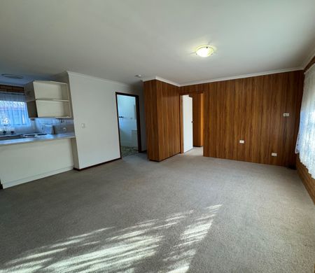 1/937 Fairview Drive, North Albury NSW 2640 - Apartment For Rent | Domain - Photo 2