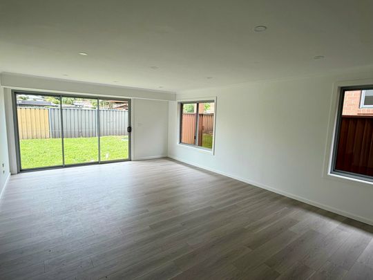 14 Glenbrook St, Jamisontown NSW - Photo 1