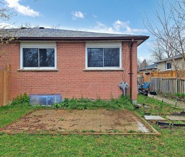 For Lease - 25A College Crescent Unit# Lower, Barrie, Ontario - Photo 4