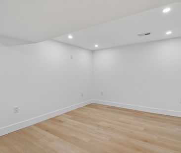 For Lease - 75 Britten Close Unit# 2, Hamilton, Ontario - Photo 4