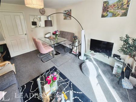 3 bedroom house to rent Girton Way, Mickleover, Derby, DE3 - Photo 3