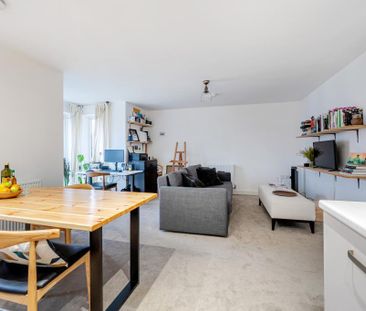 1 bedroom flat to rent - Photo 6