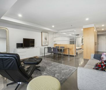 Highend Living on Lonsdale - Fully Furnished - Photo 1