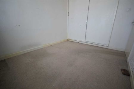 Adrian Court, Pinner Road, Harrow - Photo 2