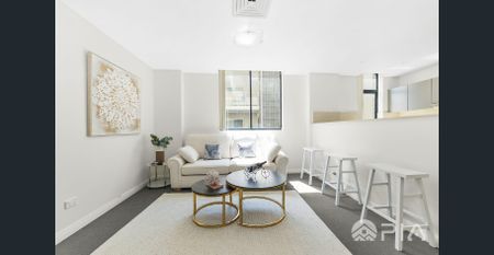 Spacious 2 Bedroom Apartment in Ideal Location - Photo 3