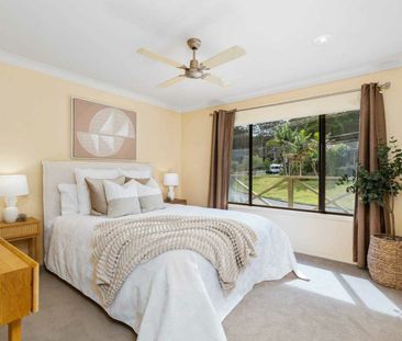 The perfect tranquil cul-de-sack family home! - Photo 4