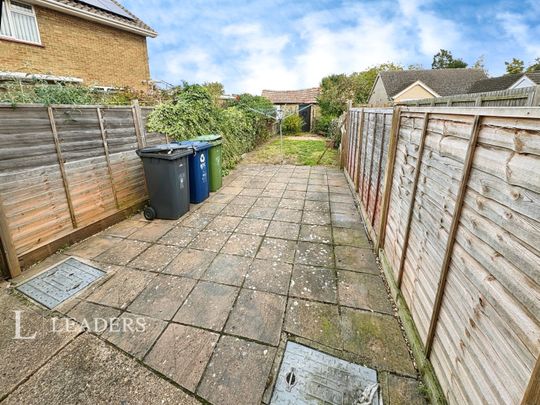 2 bedroom mid-terrace to rent Station Road, Warboys - Photo 1