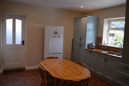 2 bedroom house to rent - Photo 3