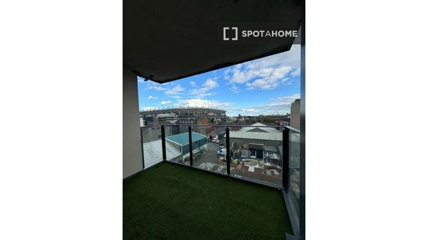 Room in shared flat for rent in Ballybough, Dublin - Photo 1