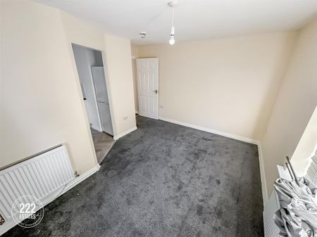 Poppyfields - Warrington - WA5 - Photo 3