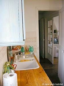 Logement à Paris, Location meublée - Photo 2