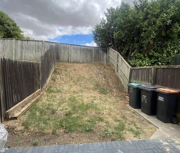 1 bedroom end of terrace house to rent - Photo 2