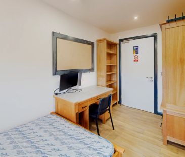 Flat 25-Bedroom D - Photo 4