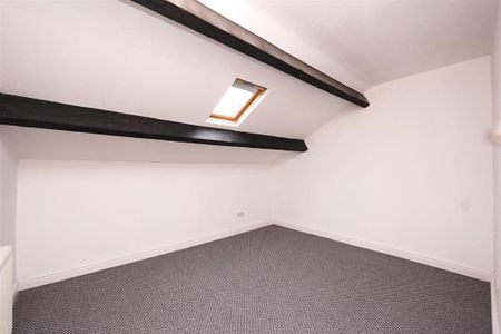 4 bedroom terraced house to rent - Photo 3