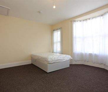 6 bedroom house to rent - Photo 4