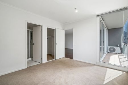 Modern And Spacious Three Bedrom Apartment In Southbank! - Photo 4