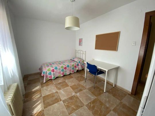 Piso de alquiler en Calle las Flores, 6, Fígares - Photo 1