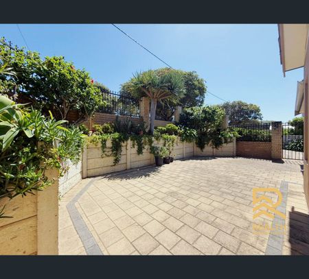 146A Holbeck Street, Doubleview, WA 6018 - Photo 2