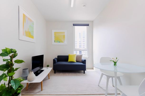 2 Bedroom Standard Apartment Private single room - Photo 1