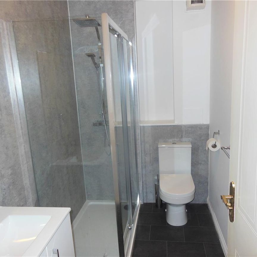 2 Bed Flat, West Bryson Road, EH11 - Photo 1