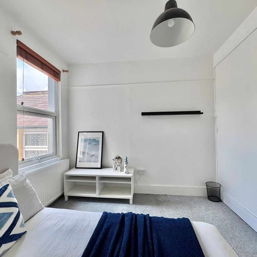 Room in a Shared House, Bruce Road, NW10 - Photo 1