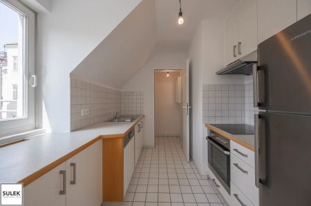 ** Top gepflegte 4 Zimmer Dachgeschoss Wohnung mit Alleinutzung 3er hofseitigen Terrassen - Maisonette Wohnung - Nähe Bahnhof Gersthof ** ab sofort ** - Photo 4