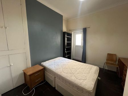3 bedroom house to rent - Photo 2